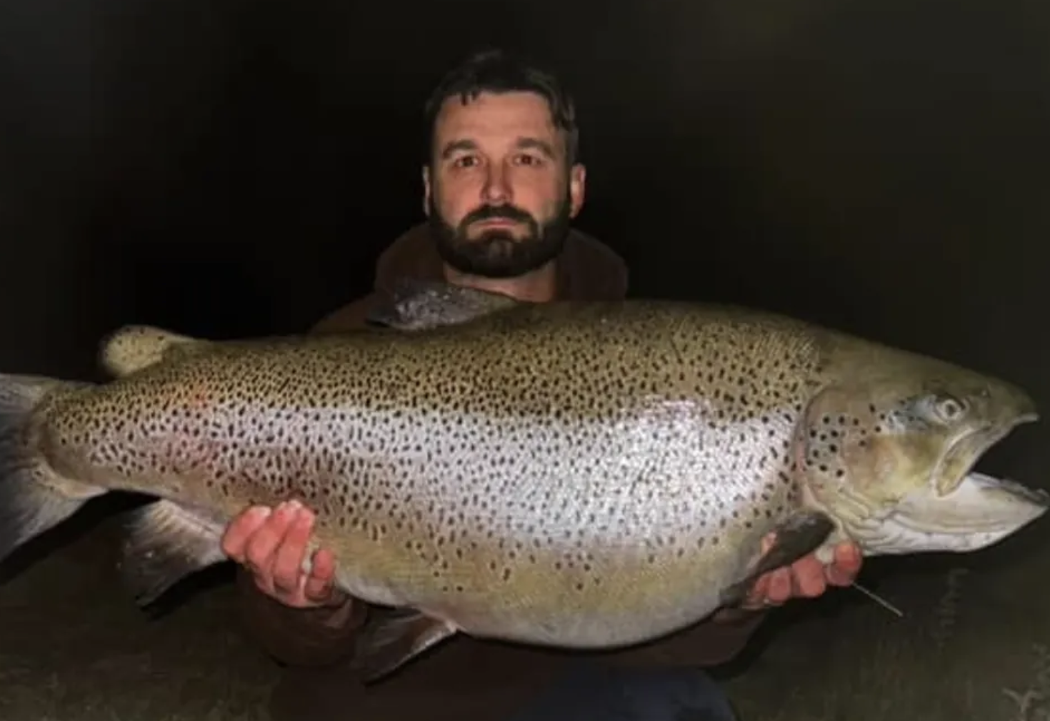 Aussie angler reels in world-record catch in Twizel