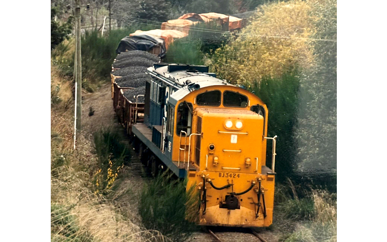 Whistle blows on Western Southland's last railway line