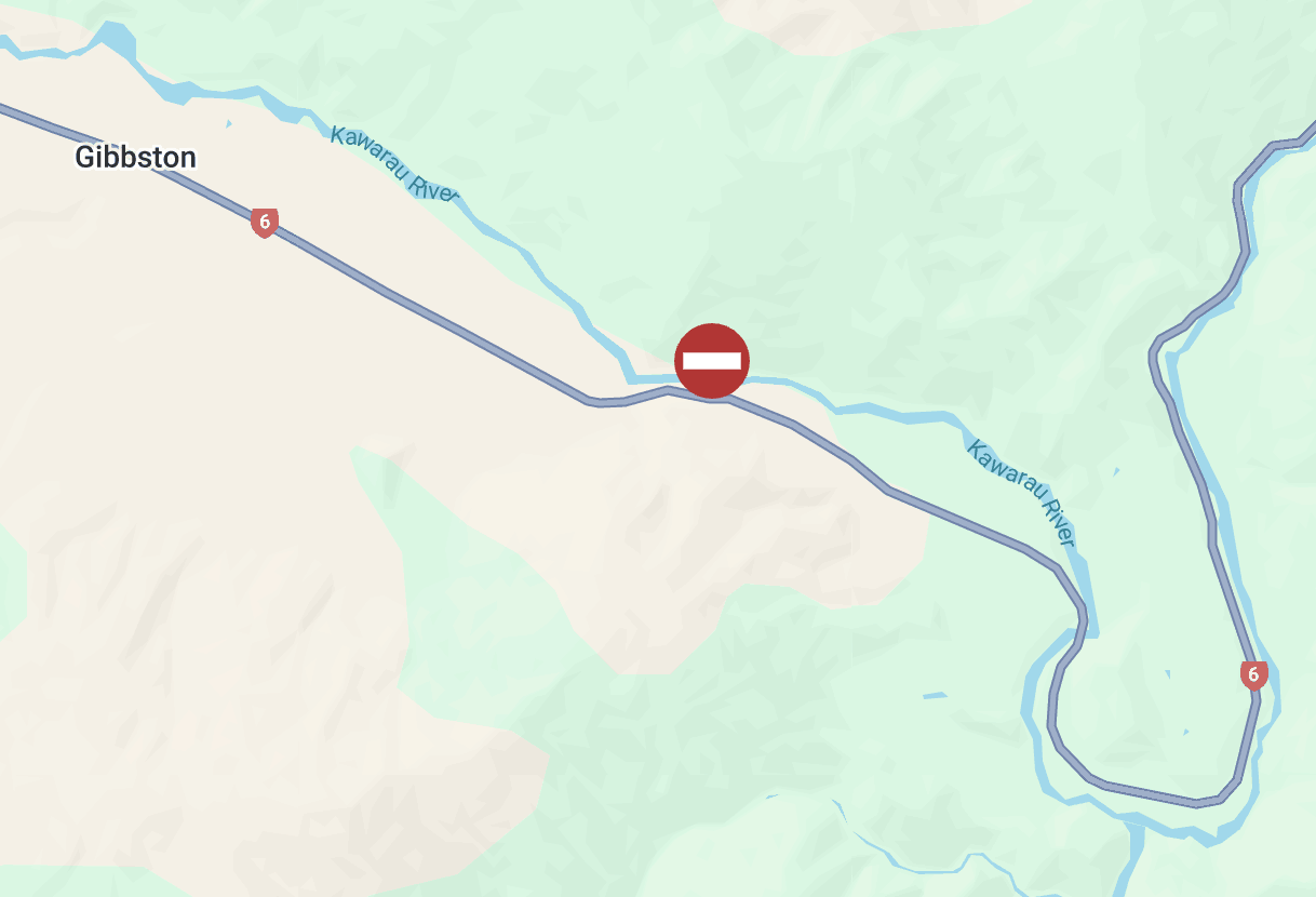 Serious crash blocks Kawarau Gorge near Gibbston 