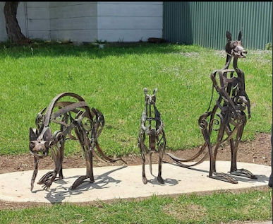 Penguin statue proposed for Penneshaw