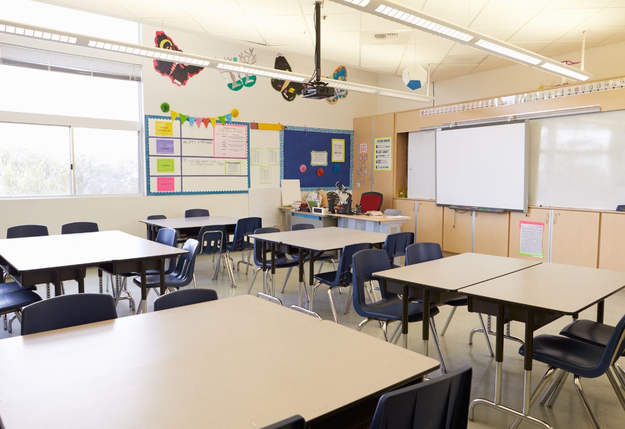 Teachers Vote to Strike as Talks Stall