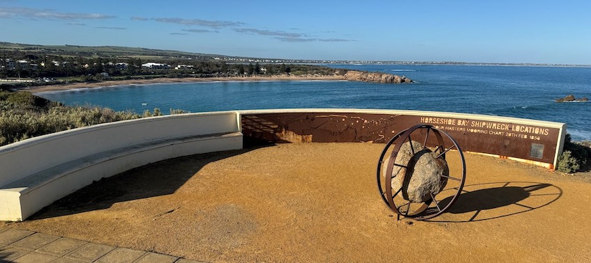 Horseshoe Bay lookout off limits for repairs
