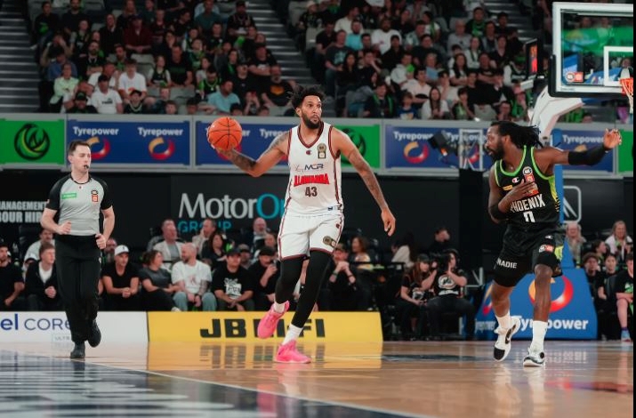 Hawks need to rebound after Phoenix flogging