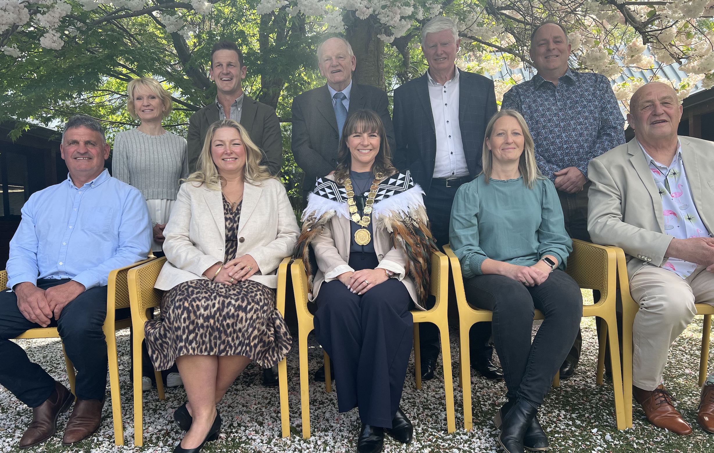 New council sworn in, deputy mayor appointed 