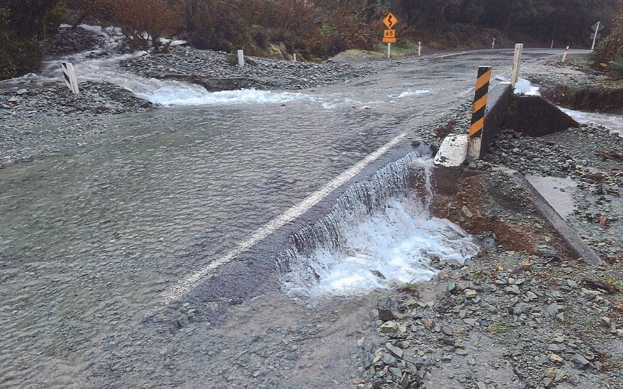Treefalls, slips and flood damage closes Milford Road till at least Monday