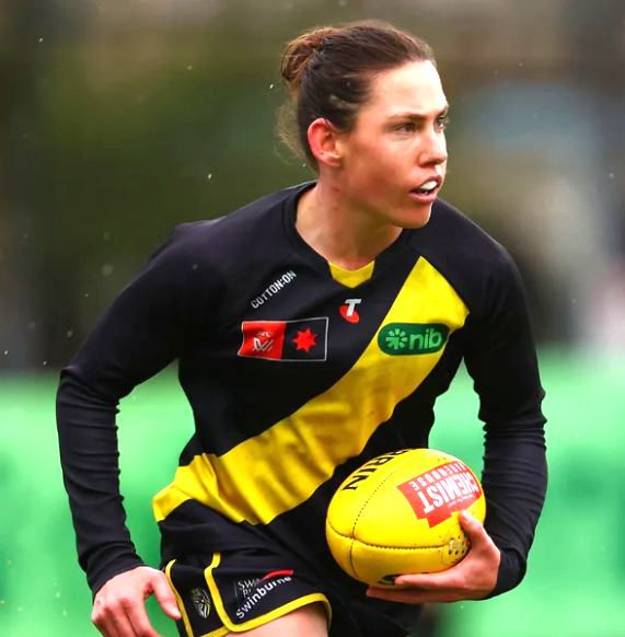 Homegrown hero hangs up the boots: Jodie Hicks retires