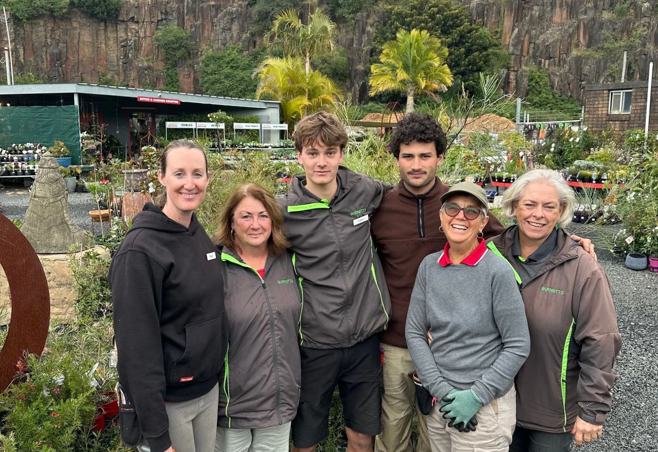 'Stand out': Youth urged to step into summer work as Kiama businesses rebuild