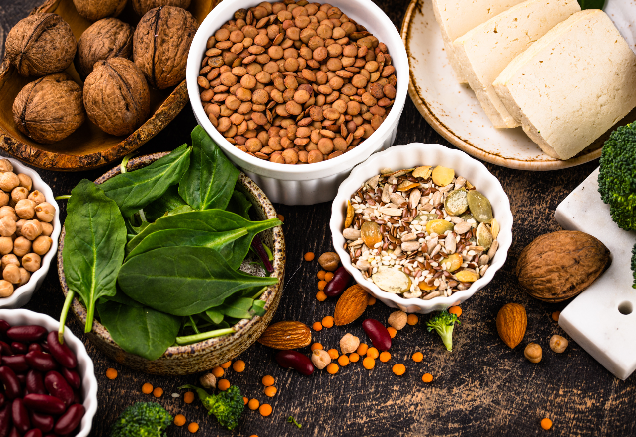 Your Guide to Plant-Based Paradise: Finding Amazing Vegan & Vegetarian Options