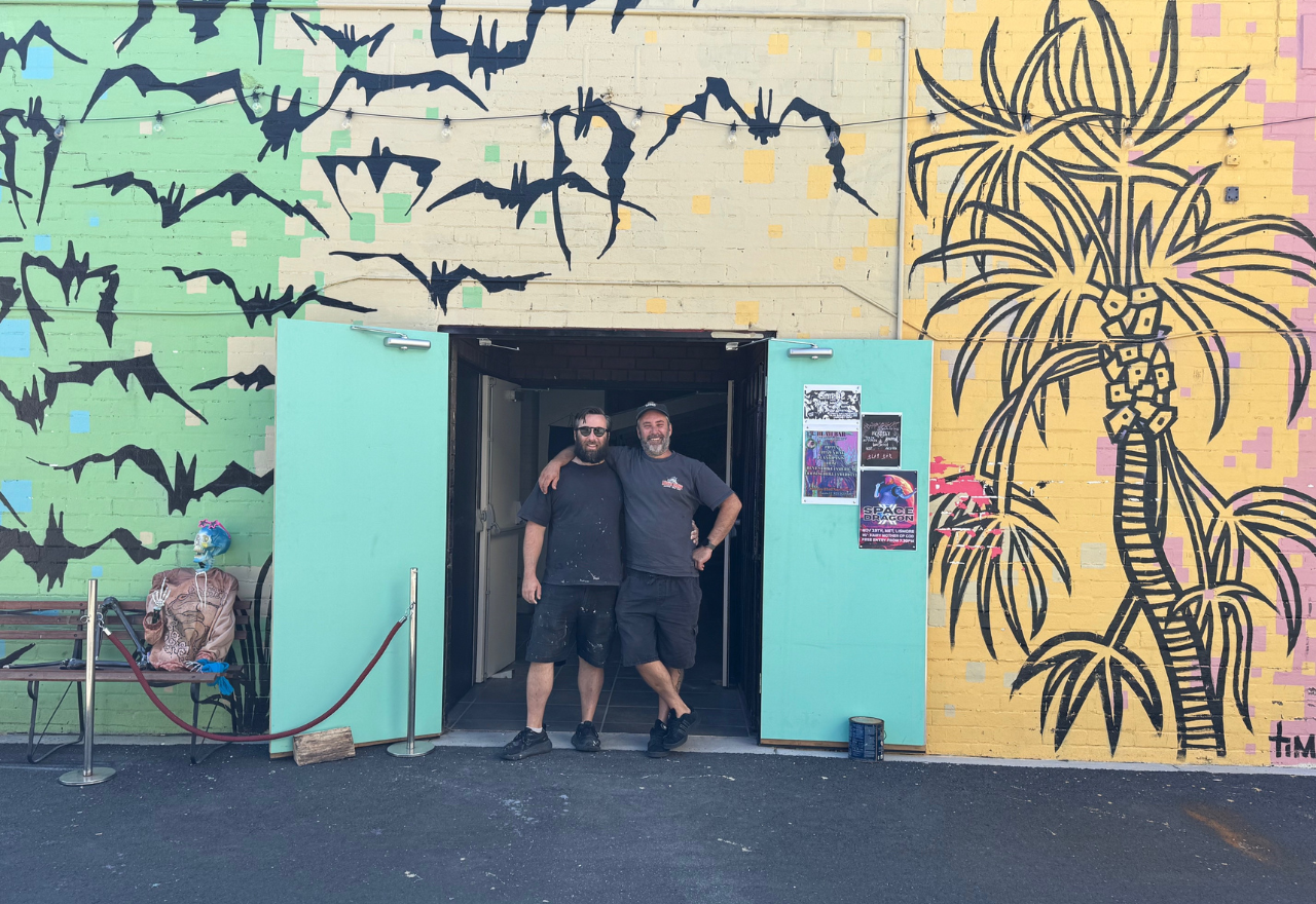 Back Alley Gallery to get a new Blah Bar