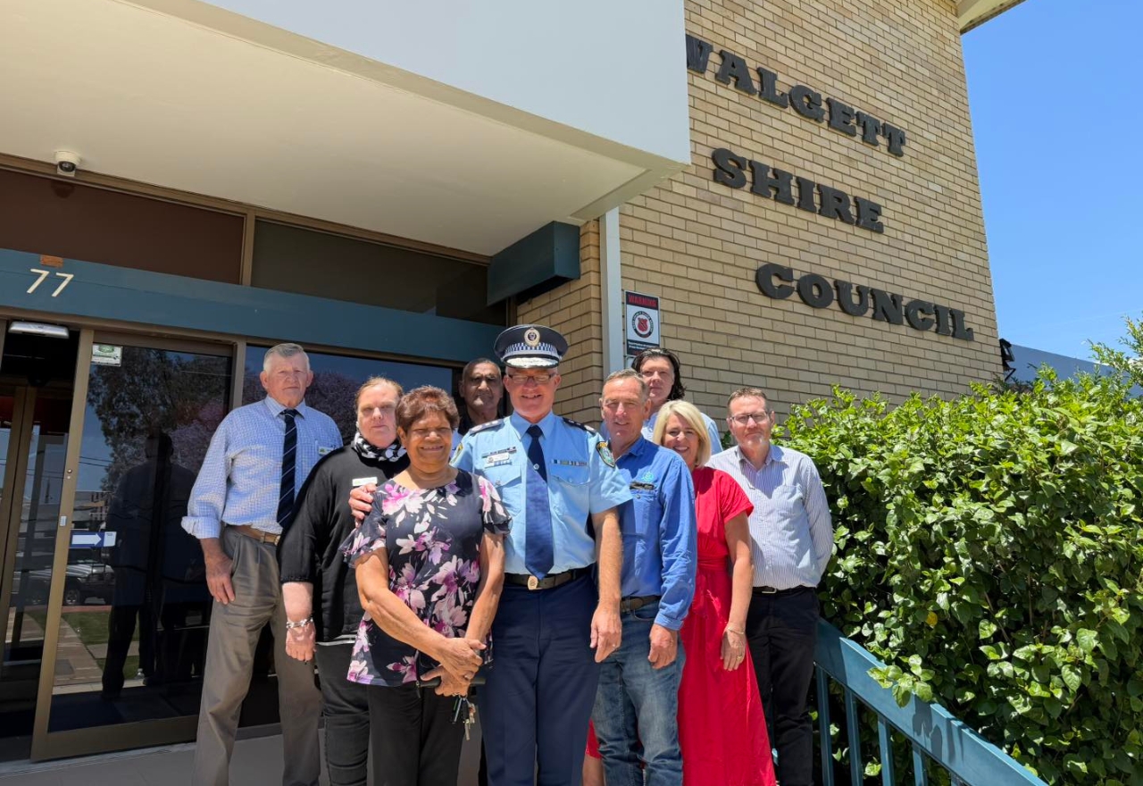 Police minister sits down with locals in Walgett