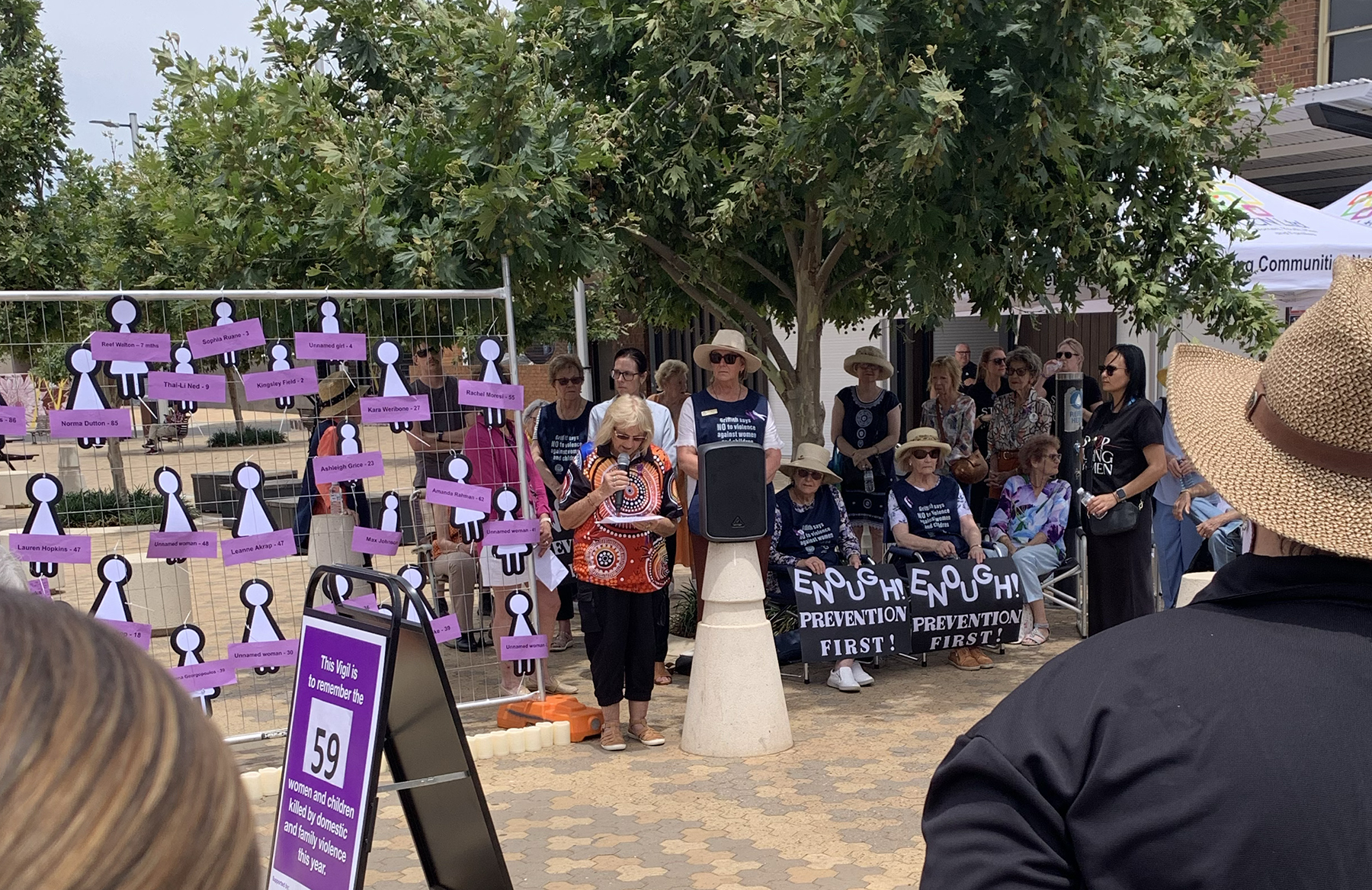 Griffith community stands against violence at memorial vigil