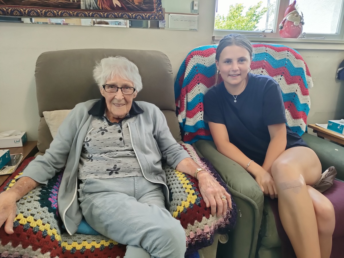 DHS students muck in around the community as volunteers