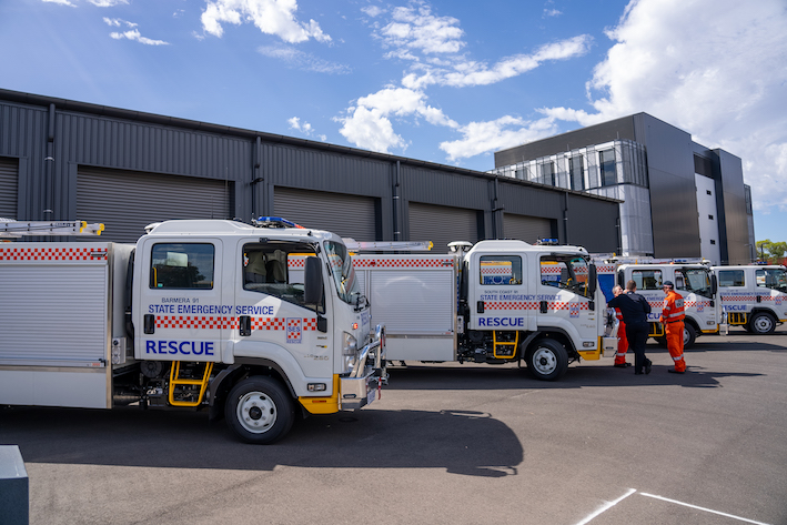 Who makes the local community shine?