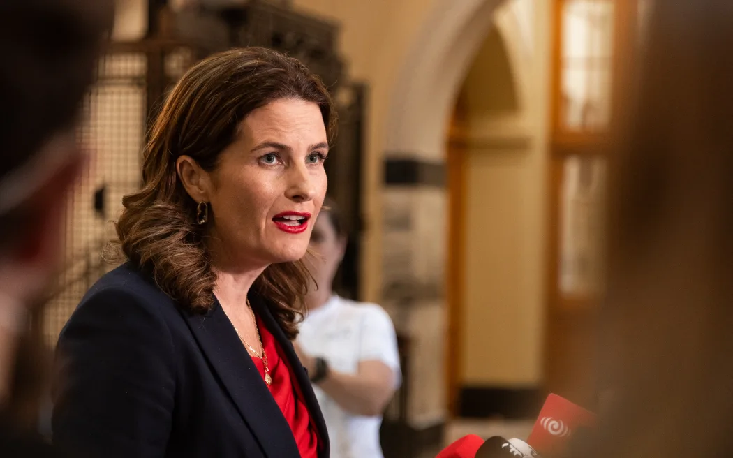 Finance Minister advises mortgage holders to shop around as Westpac increases rates