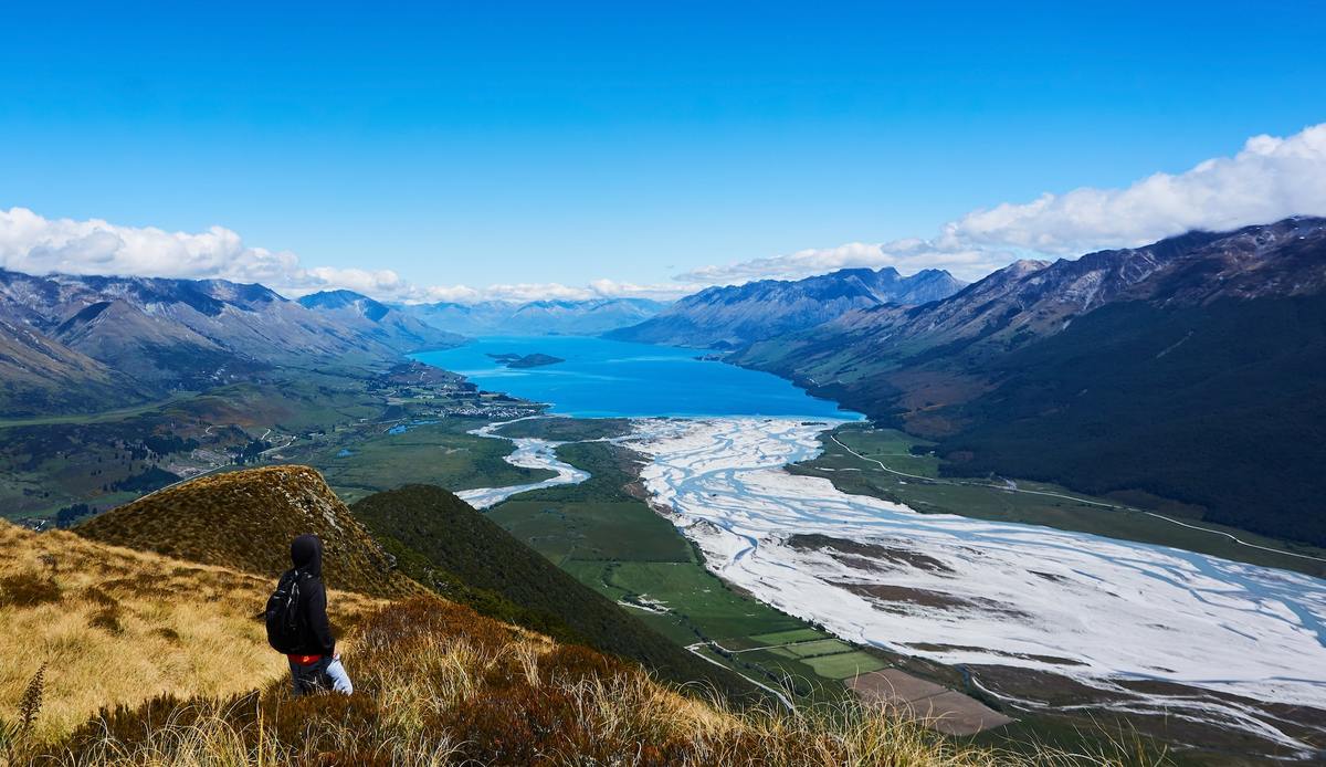 Bravery awards for Rees River rescuers 
