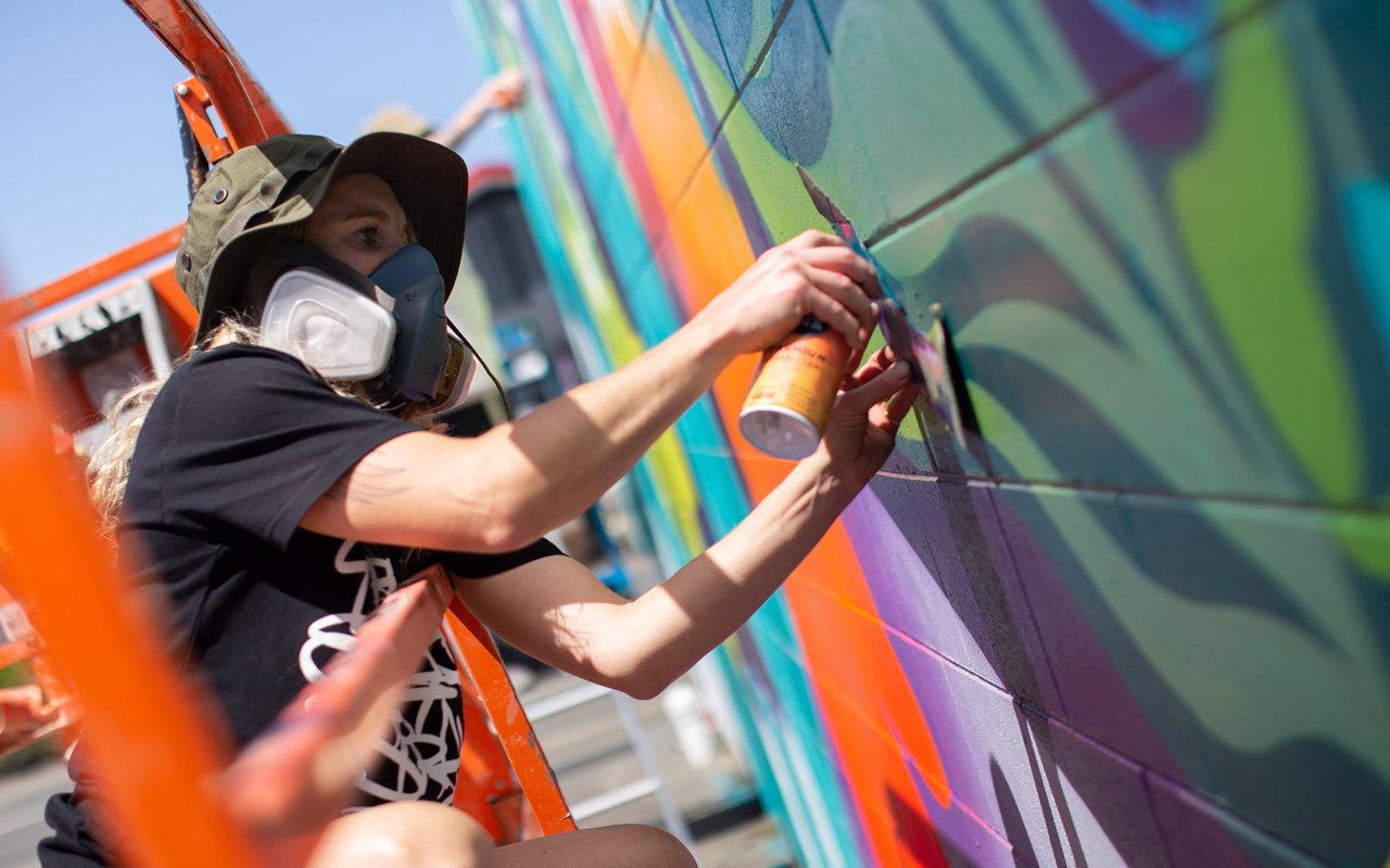 Festival promises more than just a splash of colour for Te Anau