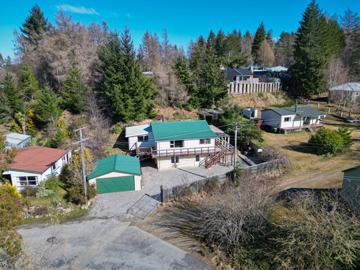 Vendors on the move - Naseby must be sold!