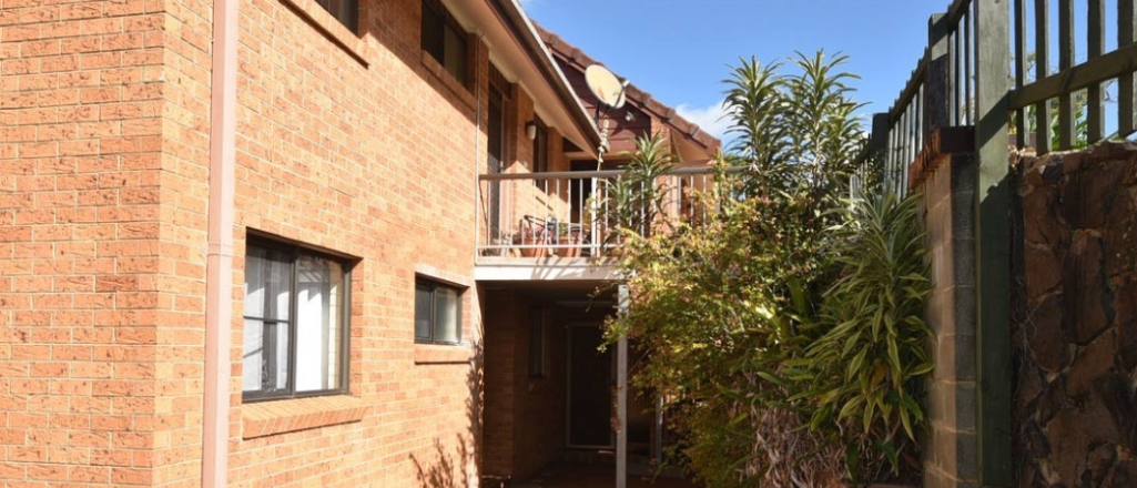 East Lismore - 2 bedroom unit On Top of the Hill