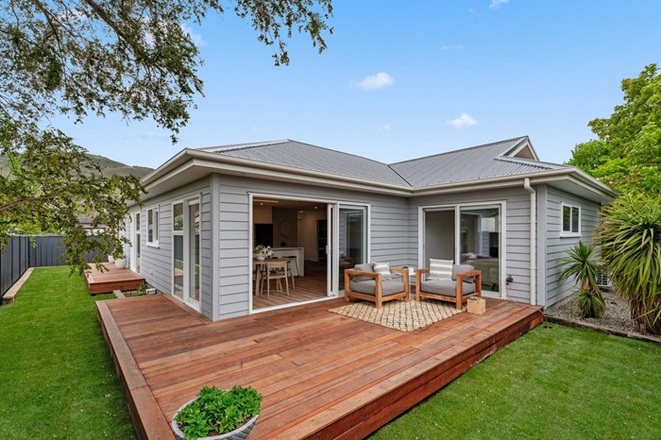 Best-Priced New Build in Old Cromwell - Act Fast!