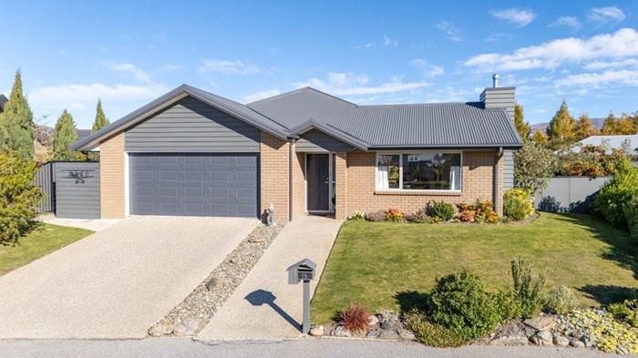 Modern & Functional In Cromwell