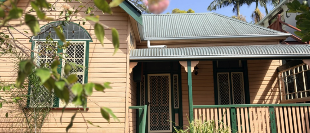 Lismore - 2 brm Charming Cottage